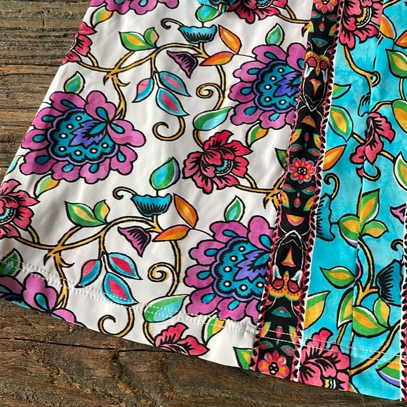 Nanette Lepore Rosarito long sleeve rash, guard, NWOT size extra small - Picture 3 of 8